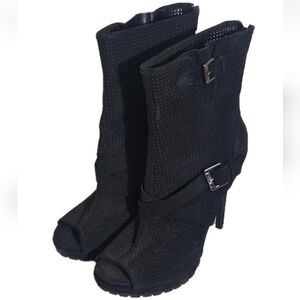 Juicy Couture Fabia Black Perforated Peep Toe Heel Booties Womens Size 9.5 EUC